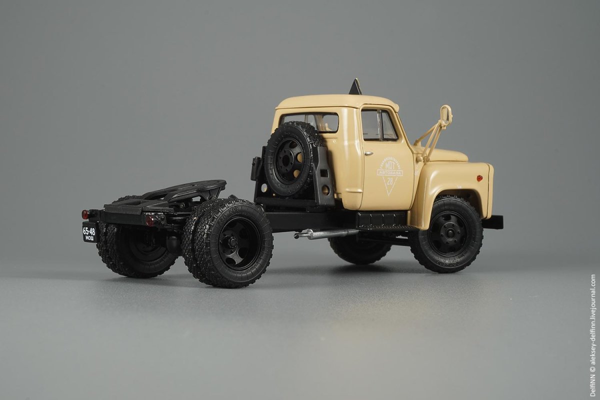 ГАЗ-52-06 седельный тягач