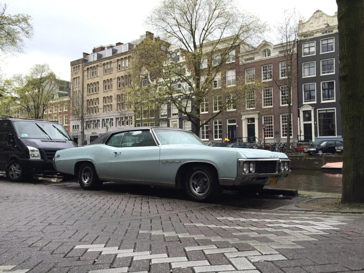 Нидерланды машины