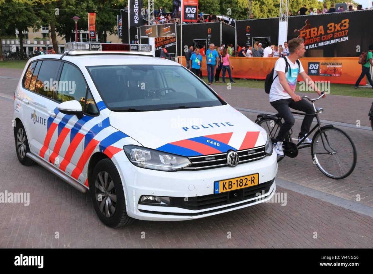 Полиция Нидерландов автомобили