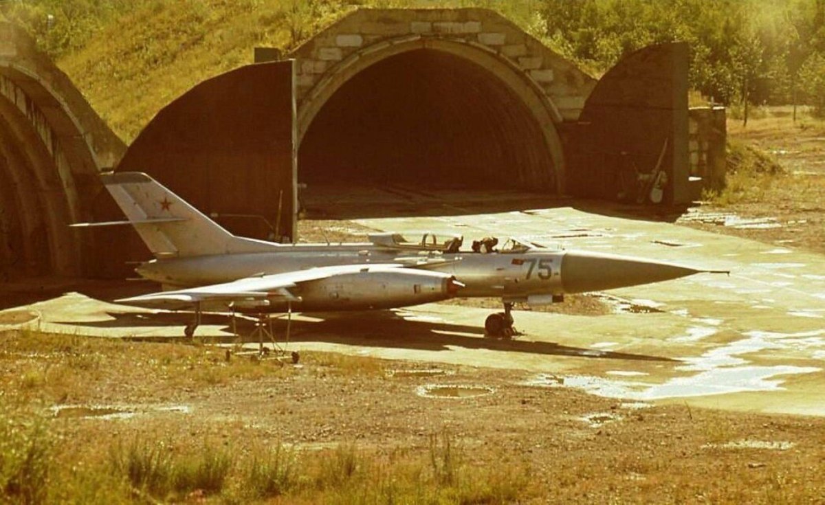 Як-28 сверхзвуковой самолёт