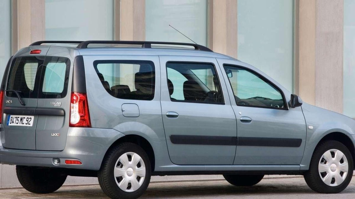Renault Logan Dacia универсал