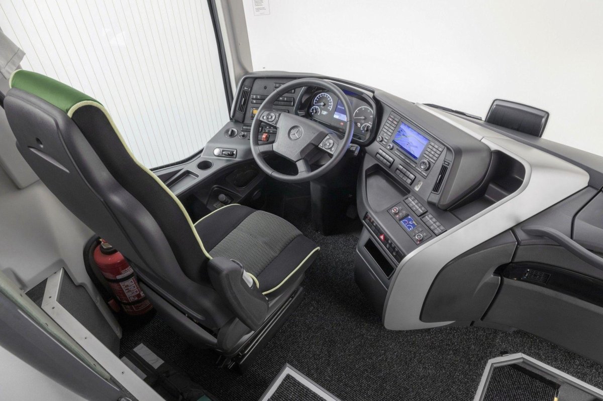 Mercedes Benz Tourismo 16