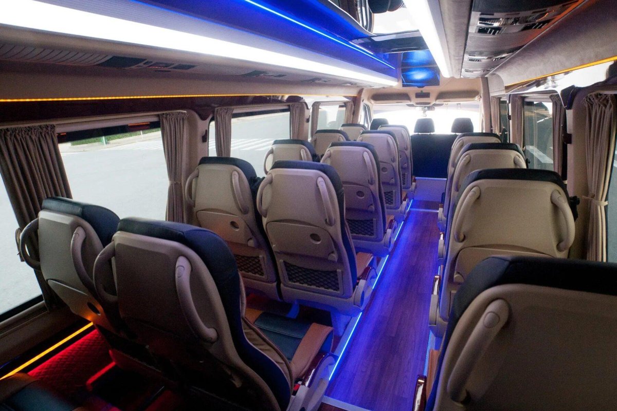 Мерседес Спринтер пассажирский 20 мест