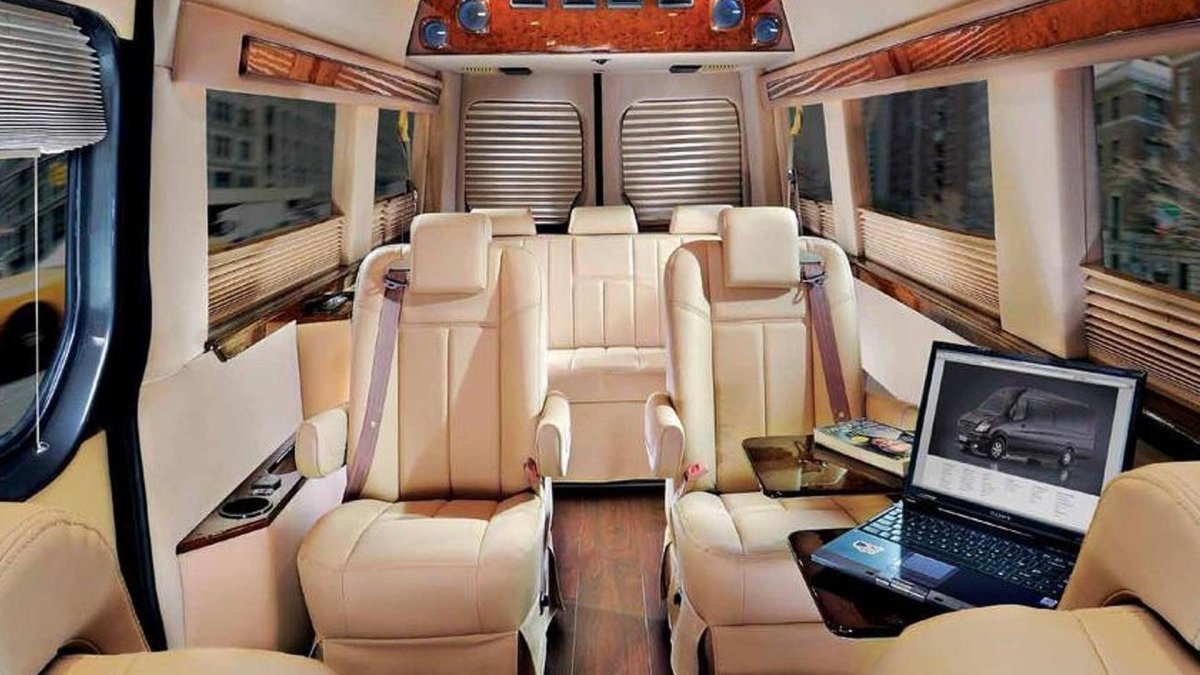 Mercedes Benz Sprinter VIP 2021 Interior