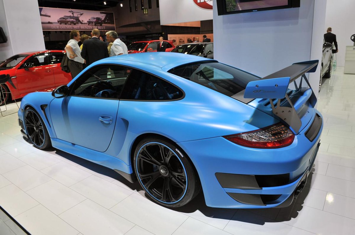 Porsche 911 GTSTREET RS
