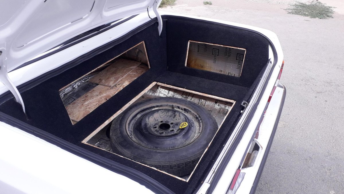 Обшивка багажника ГАЗ 3102