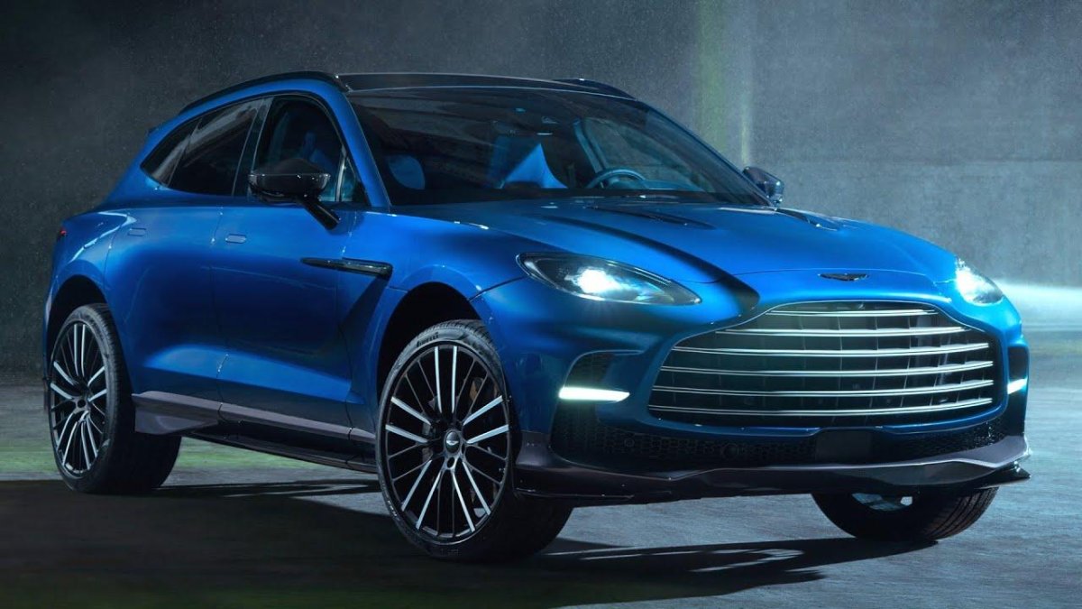 Астон Мартин кроссовер DBX 707