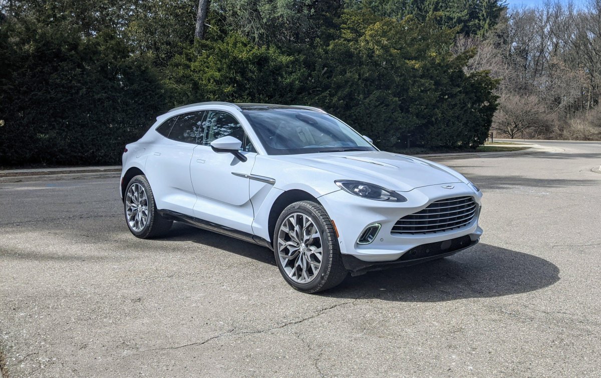 Aston Martin кроссовер