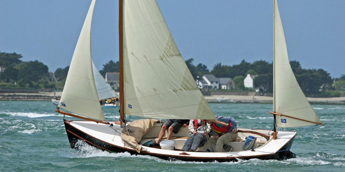 Швертбот 420