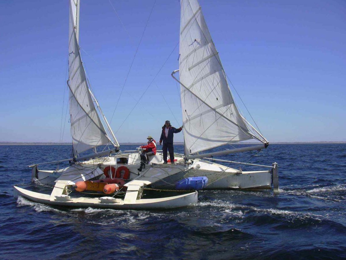 Аутригеры для тримарана