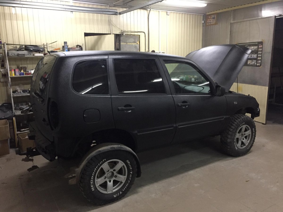 Нива Шевроле в рапторе