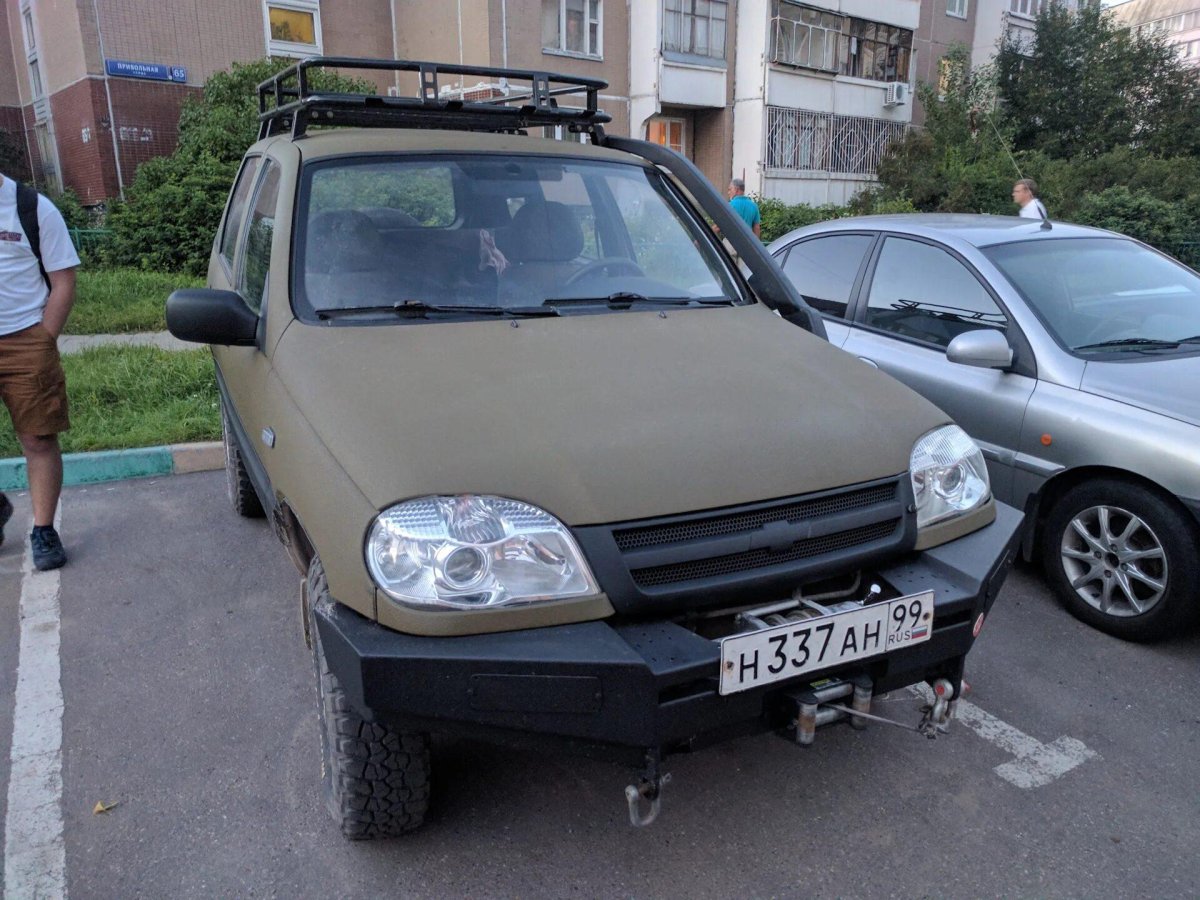 Шевроле Нива хаки Раптор