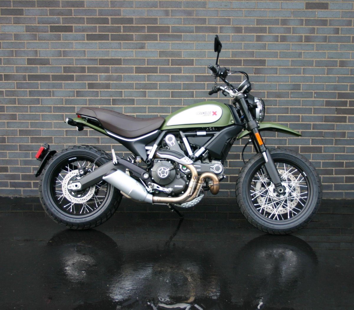 Ducati Scrambler Urban motard