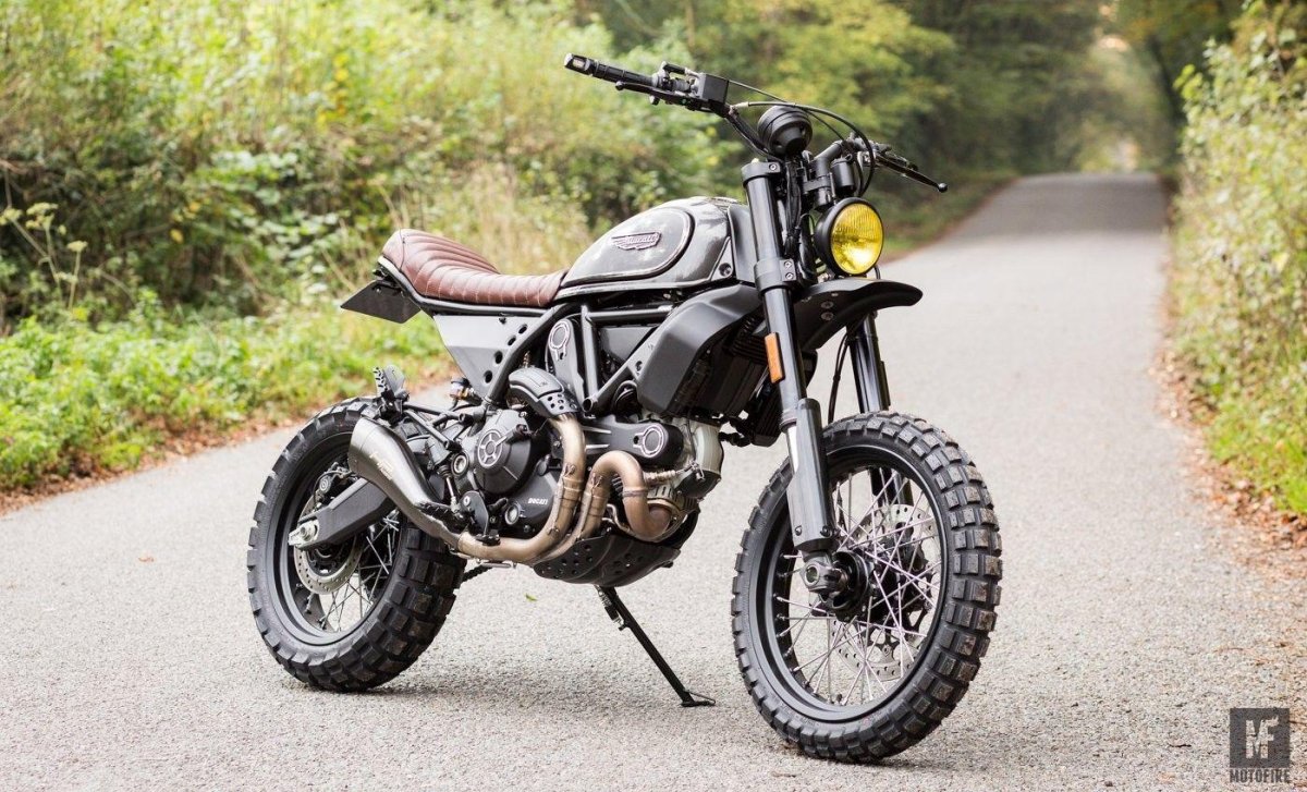 Дукати скремблер мотоцикл