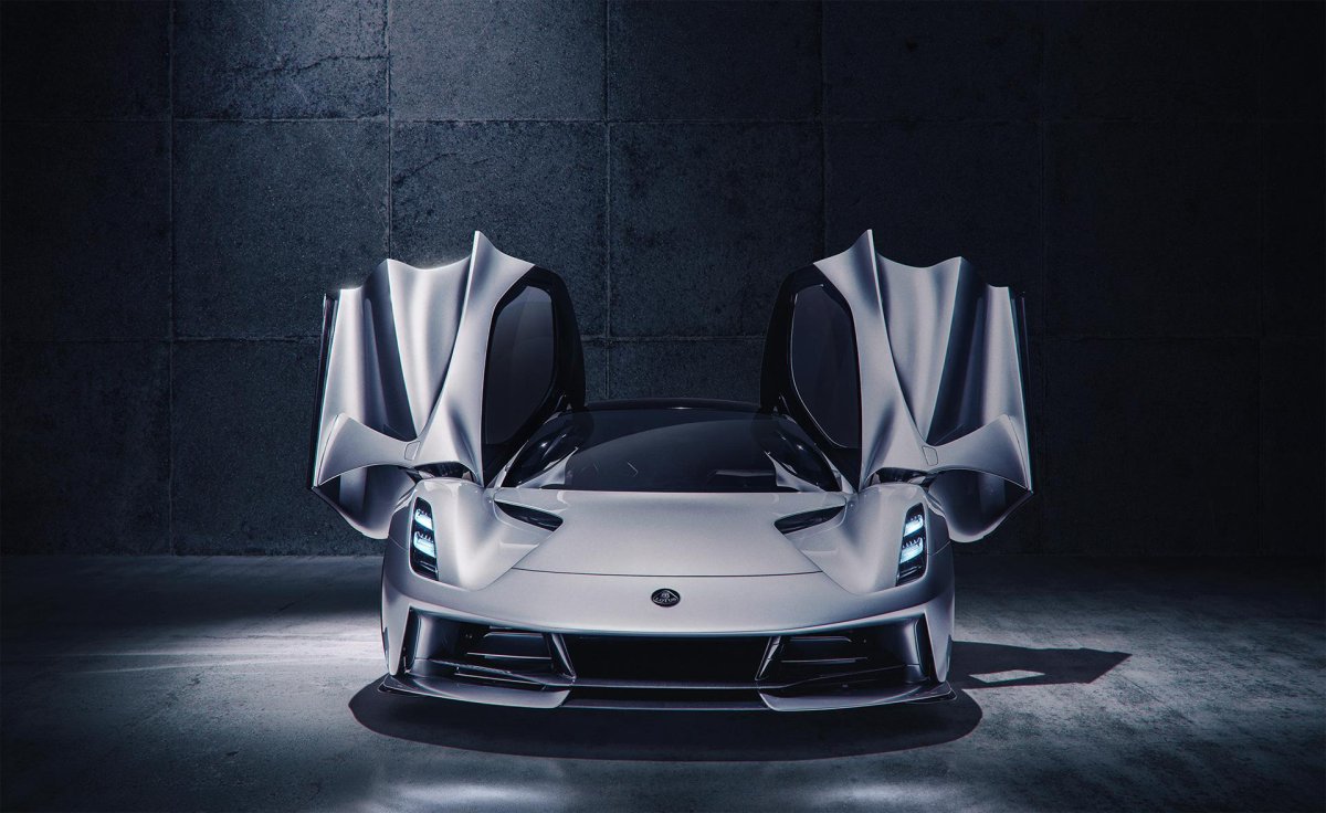 Лотус Evija 2020