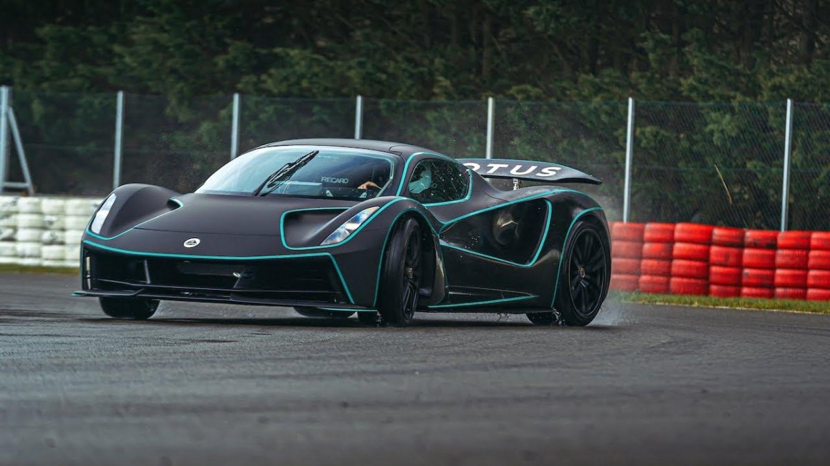 Lotus гиперкар