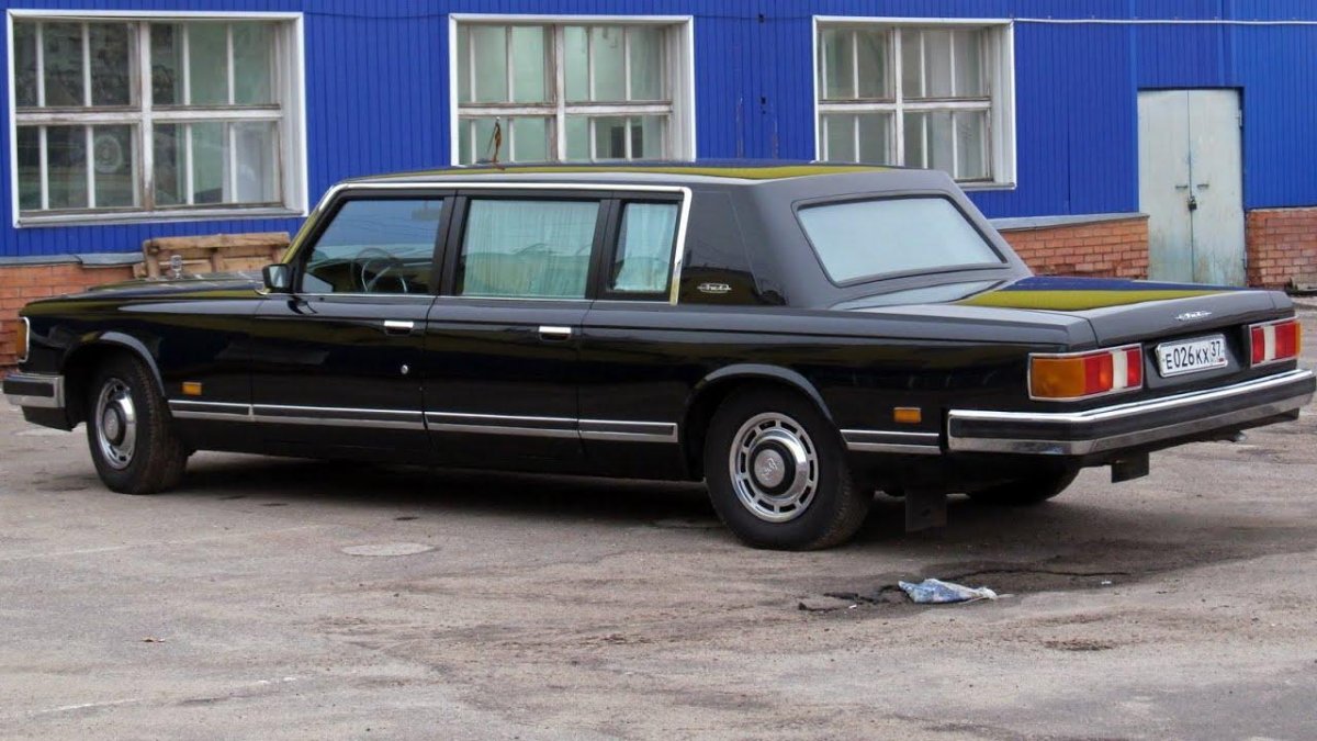 ЗИЛ-41047 седан