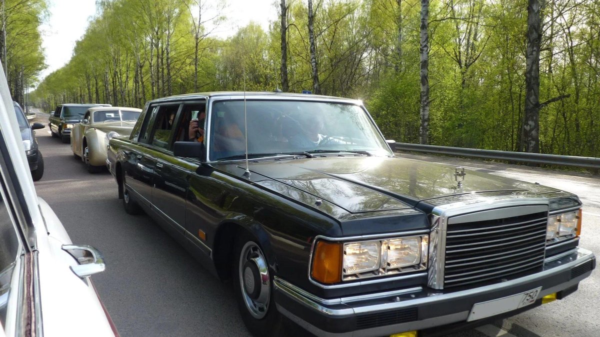 ЗИЛ-4104 лимузин