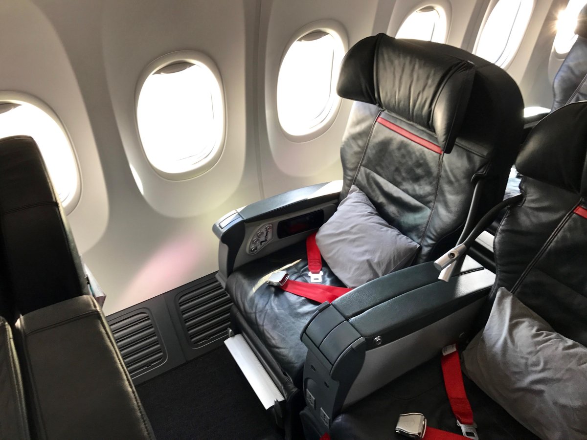 Boeing 737-800 Turkish Airlines салон