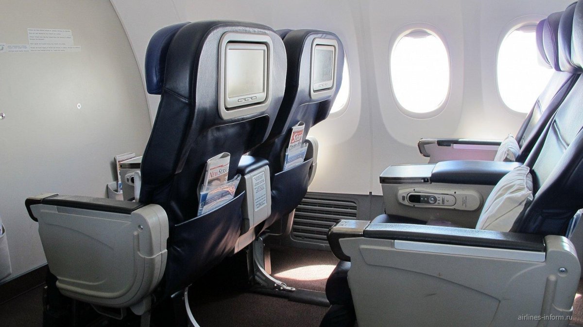 Боинг 737-800 салон бизнес