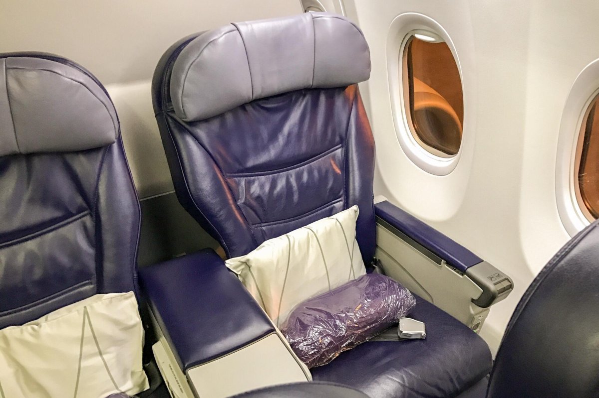 Boeing 737-800 s7 бизнес класс