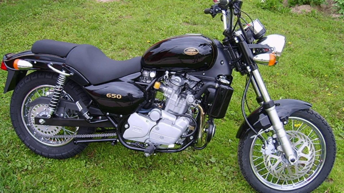 Ява чоппер 650