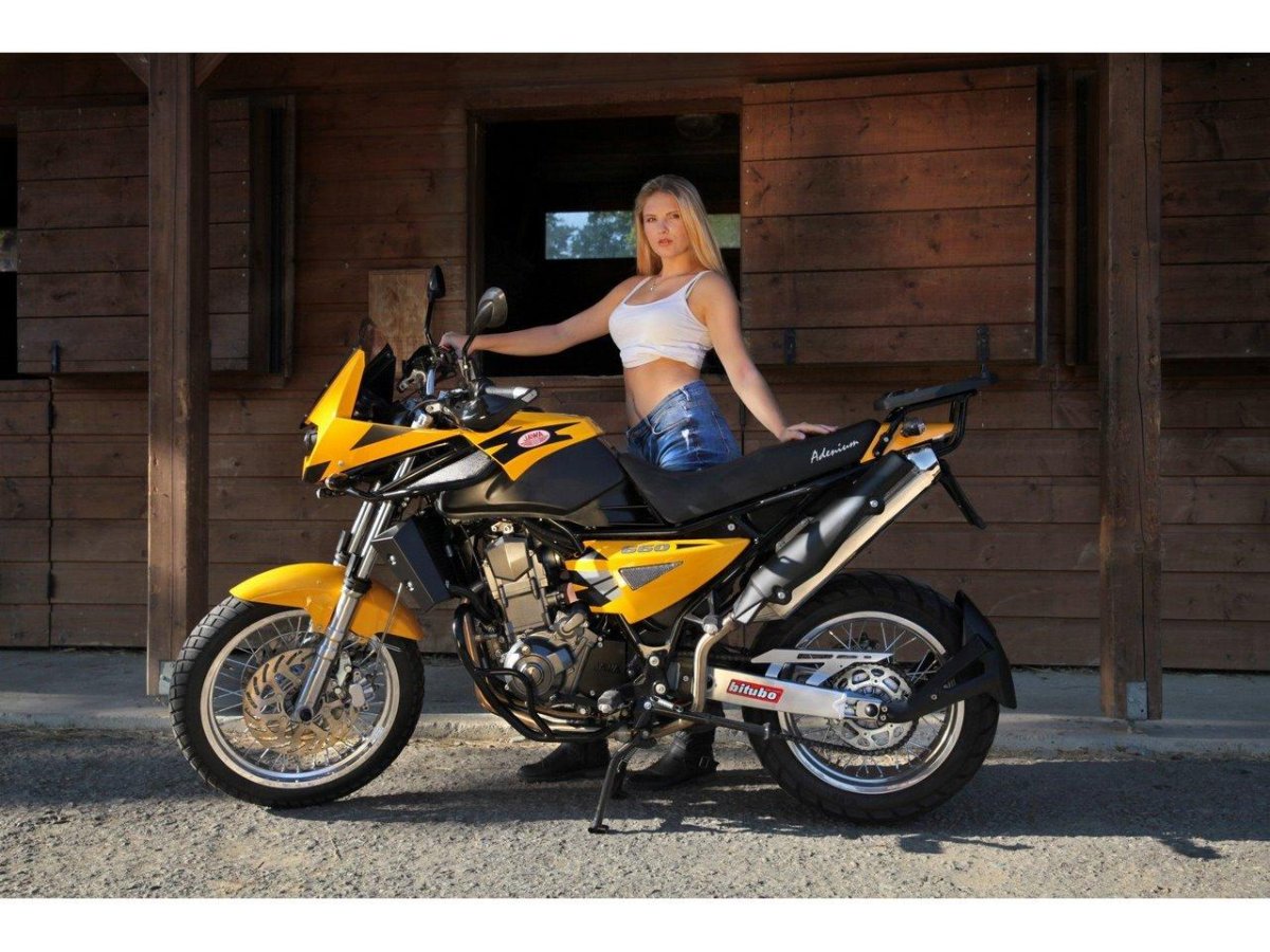 Мотоцикл Jawa 660 Sportard