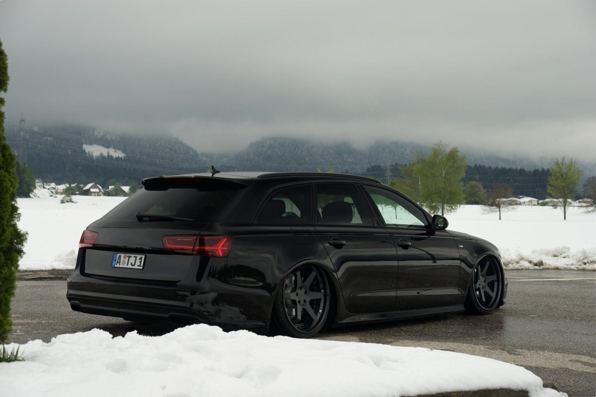 Audi a6 c6 avant Black