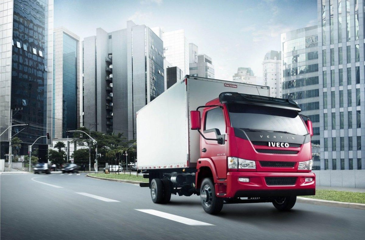 Ивеко грузовик