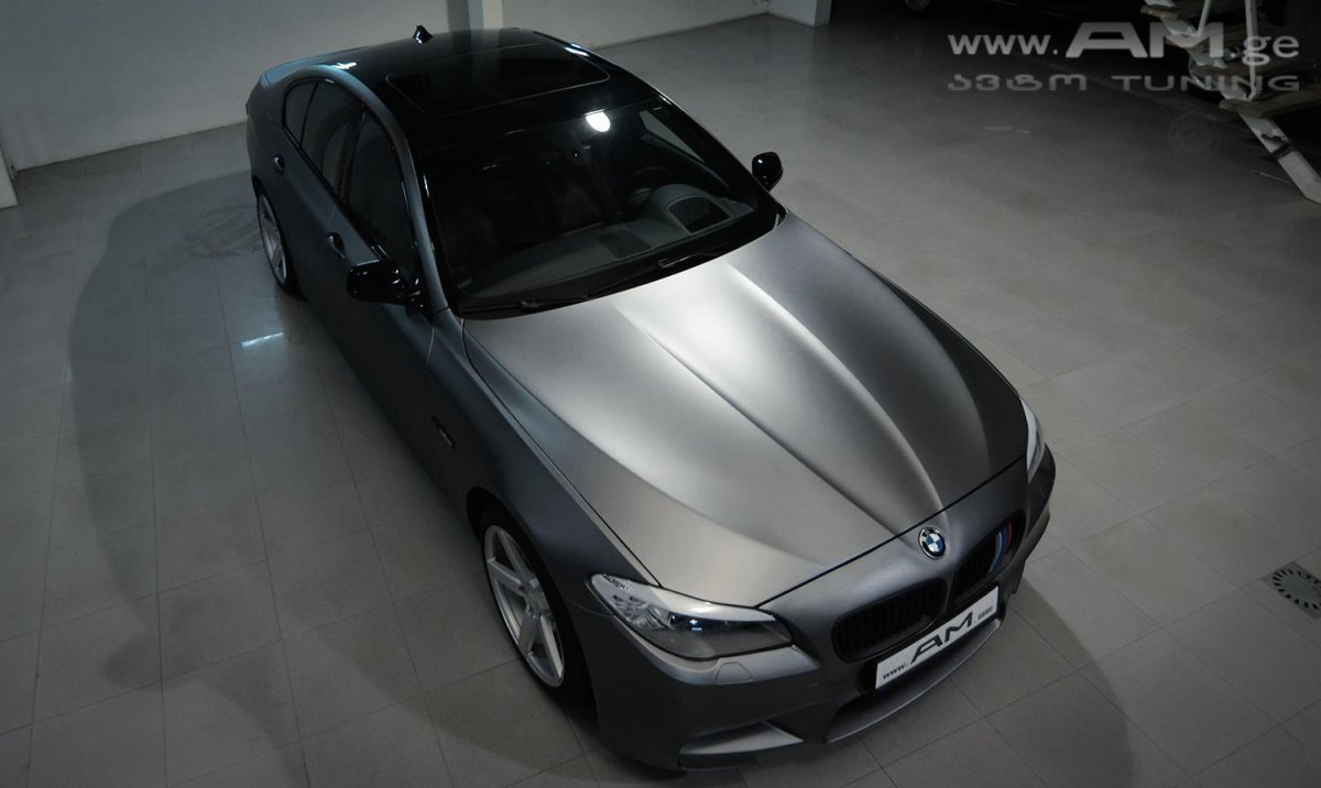 BMW f10 серая черная крыша