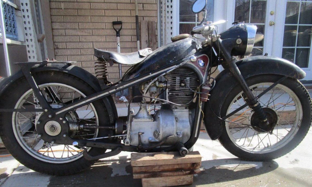 Мотоцикл EMW r35