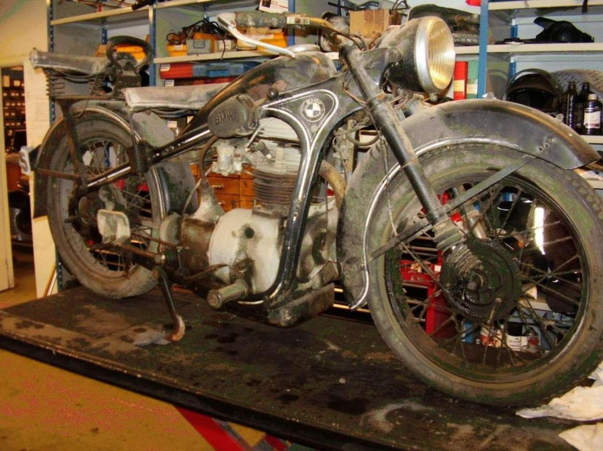 Мотоцикл BMW r35