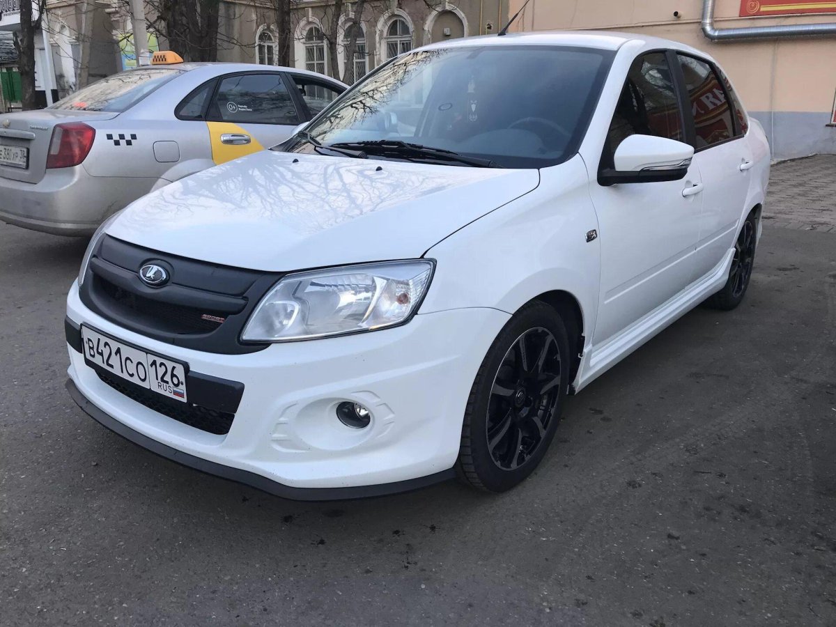 Бампер Лада Гранта спорт