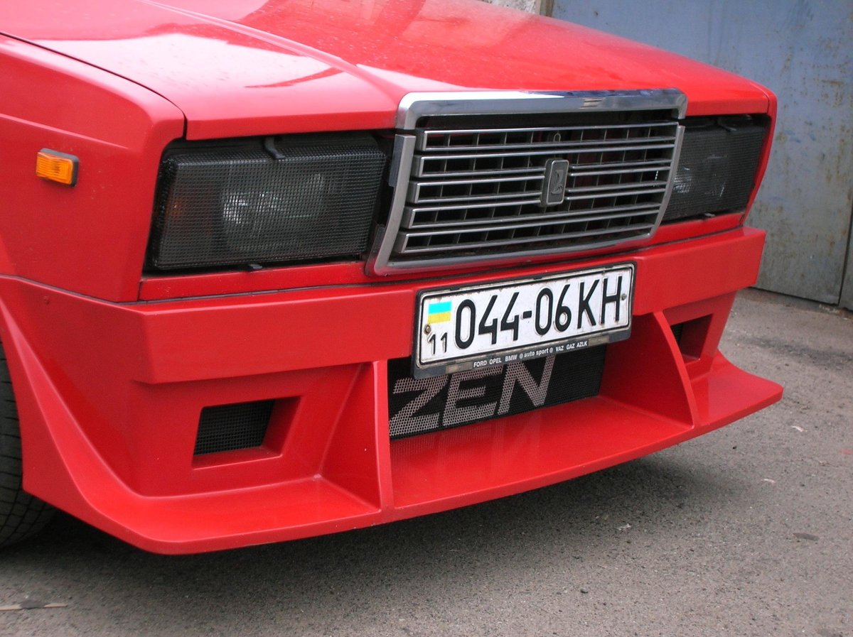 Спорт бампер на ВАЗ 2107