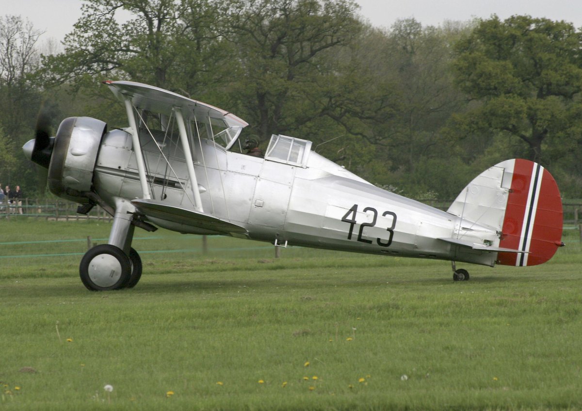 Глостер Гладиатор самолет