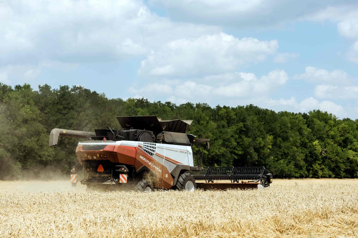 Зерноуборочный комбайн Торум 785