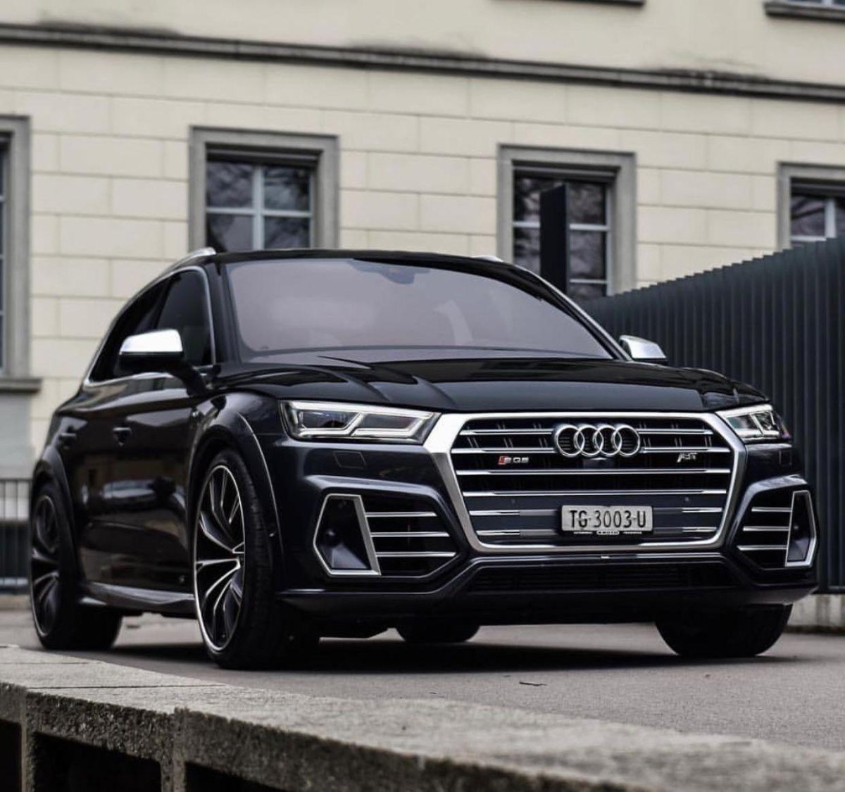 Audi q7 2017