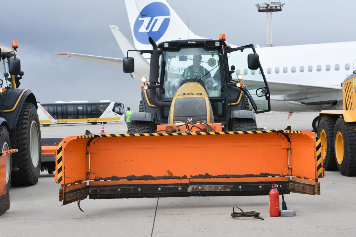 Спецтехника аэропорта Шереметьево