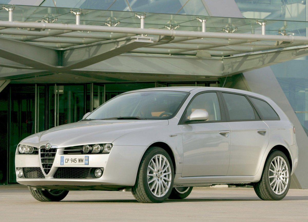 Альфа Ромео 159 универсал