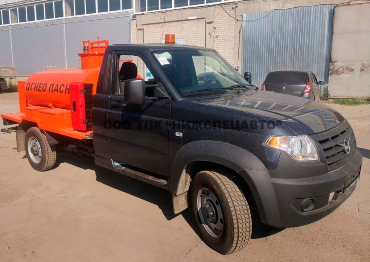 УАЗ профи топливозаправщик