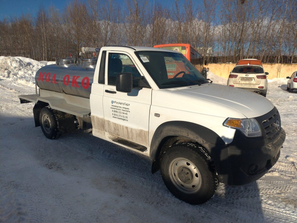 УАЗ профи молоковоз