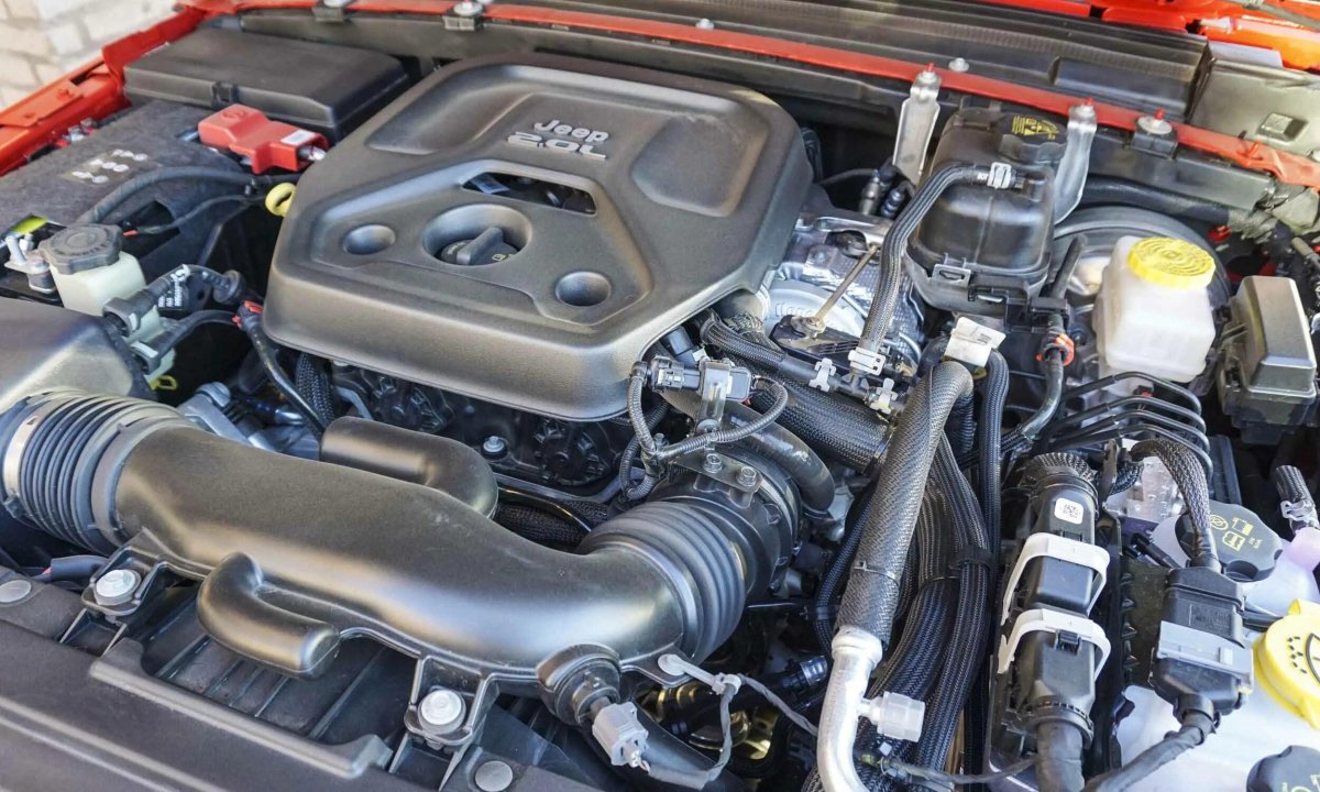 Двигатель Jeep Wrangler 2.0