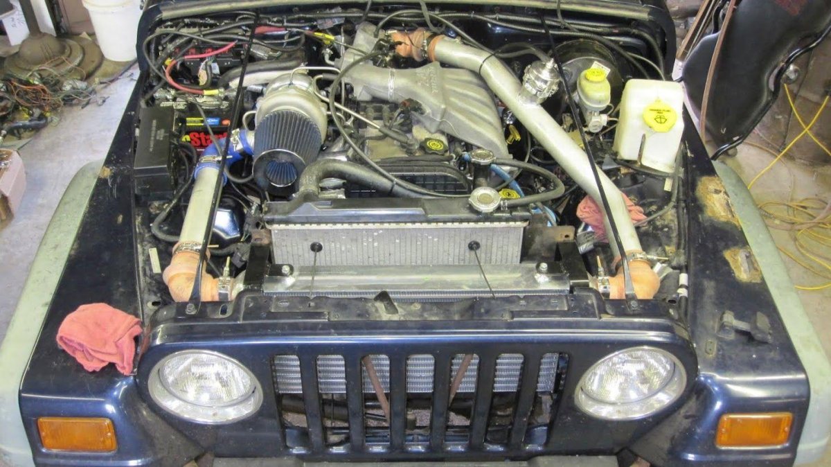 Jeep Wrangler 2.4 engine