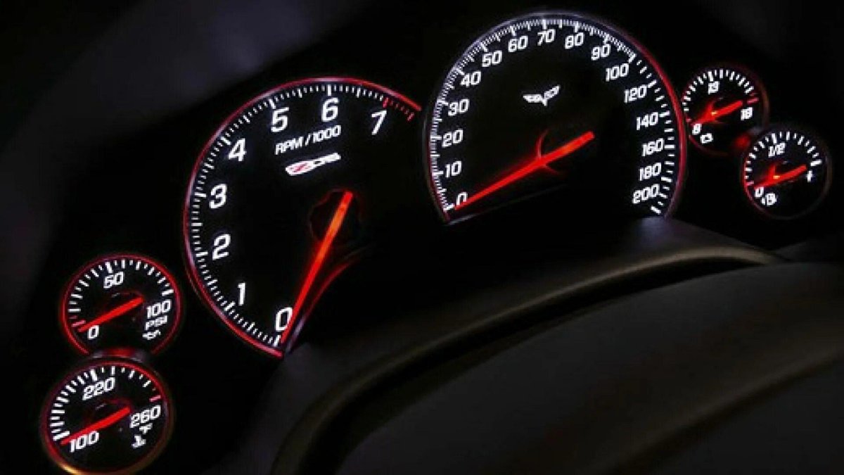 Corvette c6 спидометр