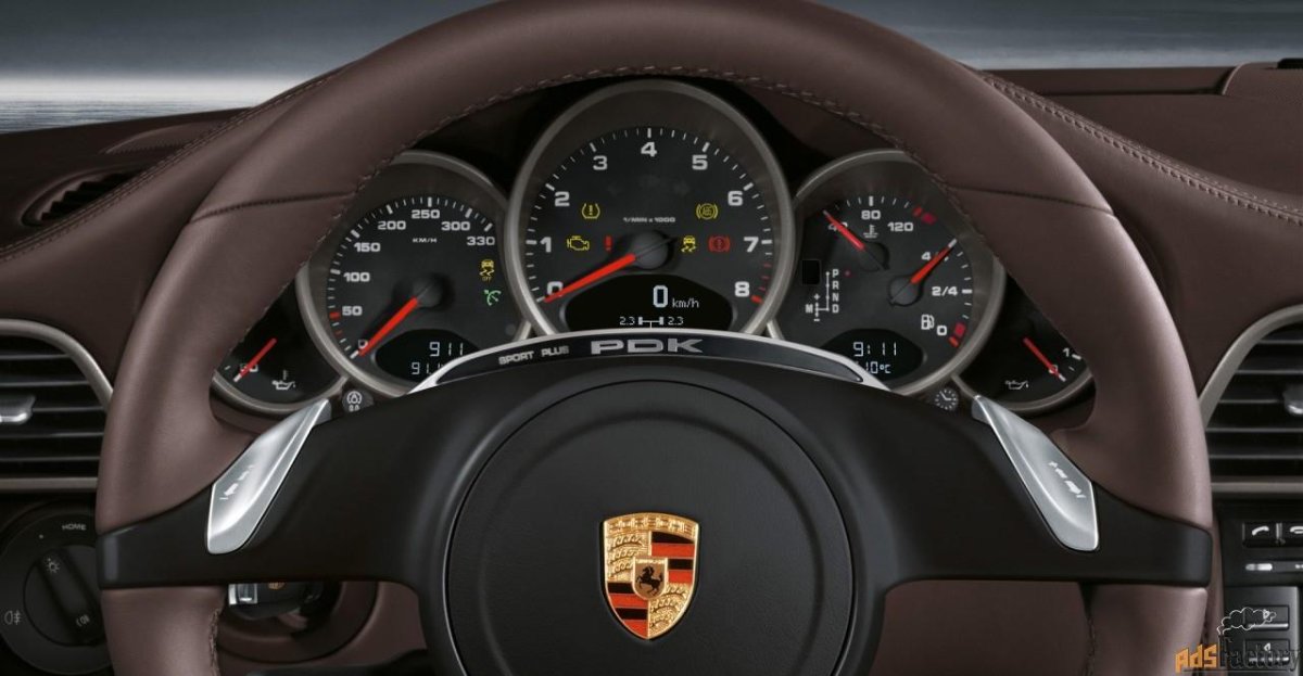 Порше 911 салон