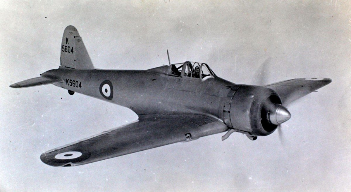 Gloster f.5/34 истребитель