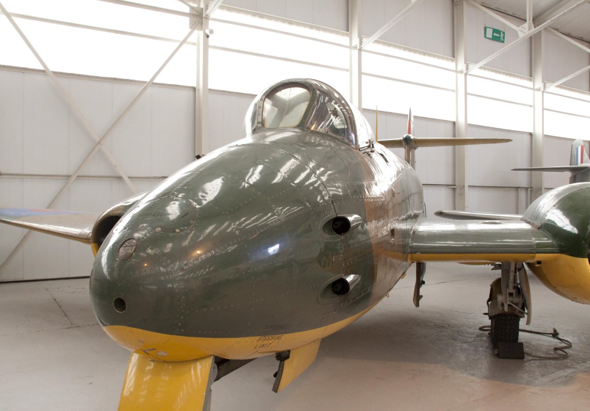 Метеор Глостер модификации