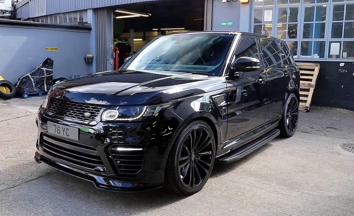 Рендж Ровер спорт 2017 черный