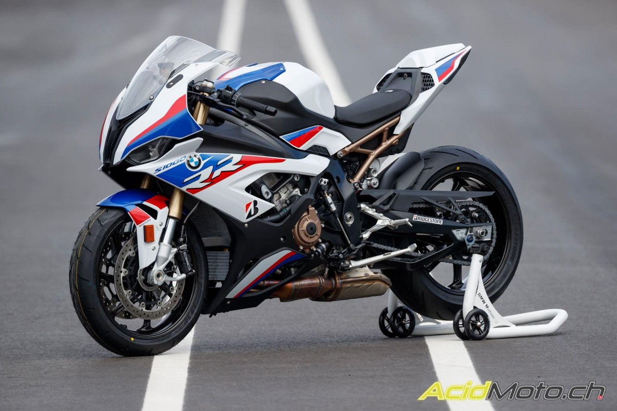 BMW r1000rr