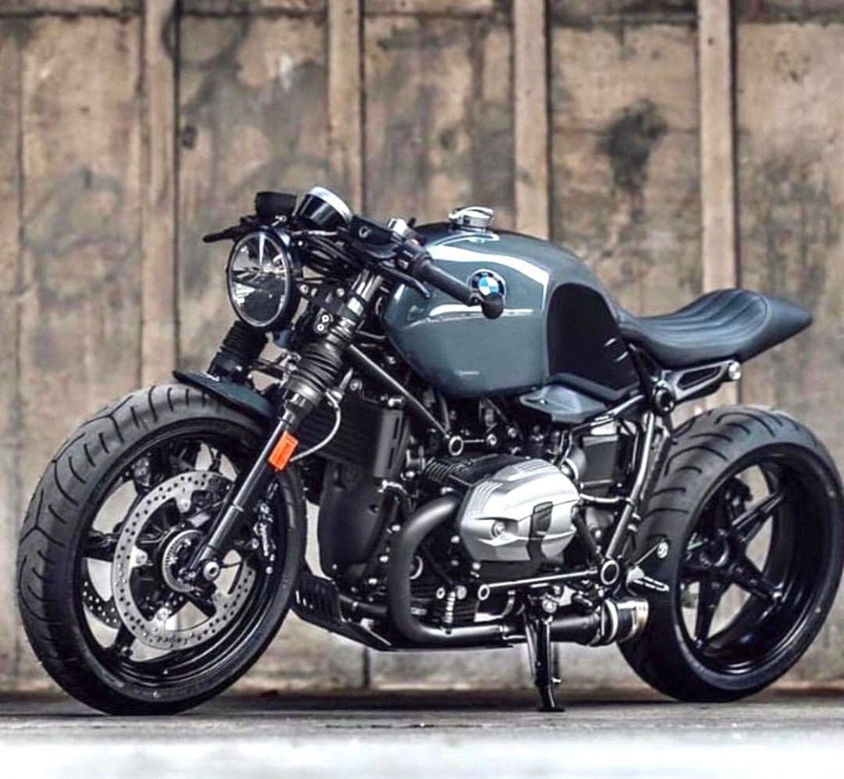 BMW R Nine t